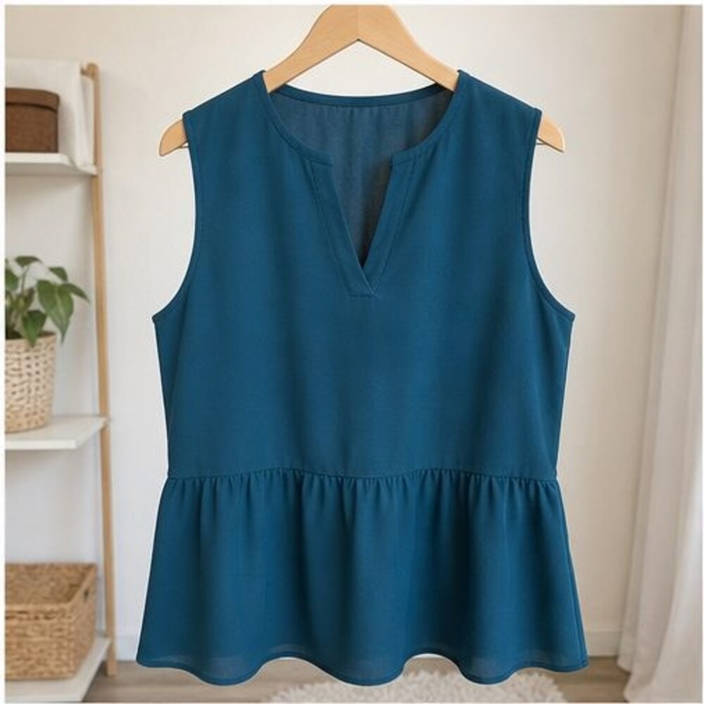 Teal Lace Trim Top